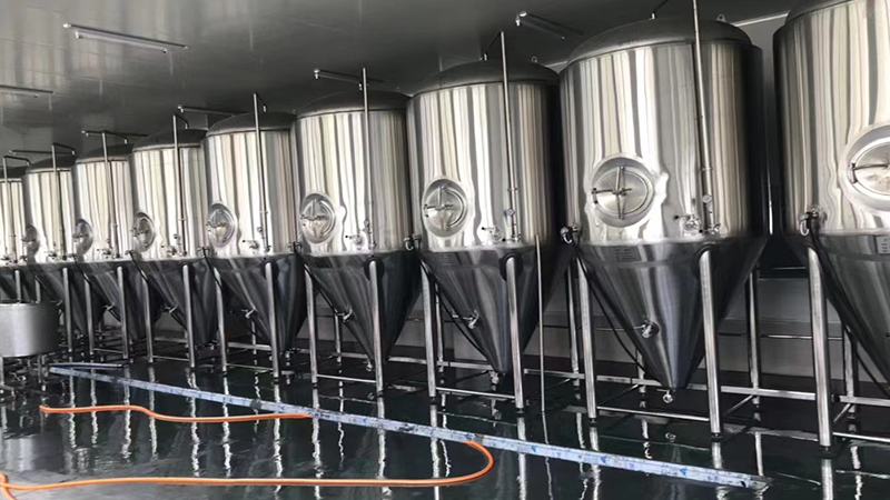 阿尔山精酿啤酒设备厂—精酿啤酒设备主要生产工艺